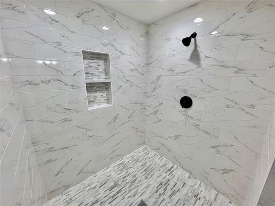 Bathroom, Interior, Marble Walls, Recessed Lighting