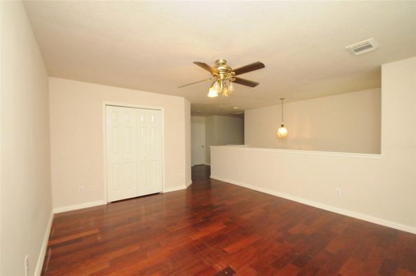 Empty room, Interior, Pendant Lights, Wood Texture Flooring