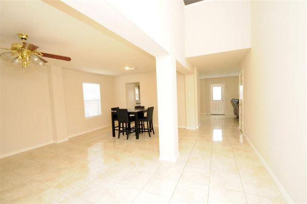 Dining room, Interior, Recessed Lighting