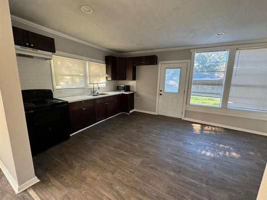Interior, Kitchen, Recessed Lighting, Wood Texture Flooring