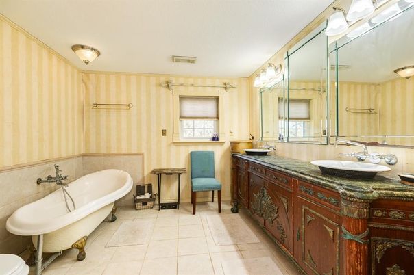 Bathroom, Dual Sink Vanities, Free Standing Baths, Interior