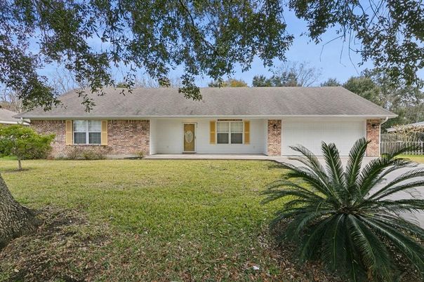 Attached, Backyard, Exterior, Facade, Brick Facade, Ranch