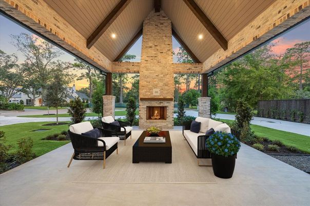 Exterior, Fireplace