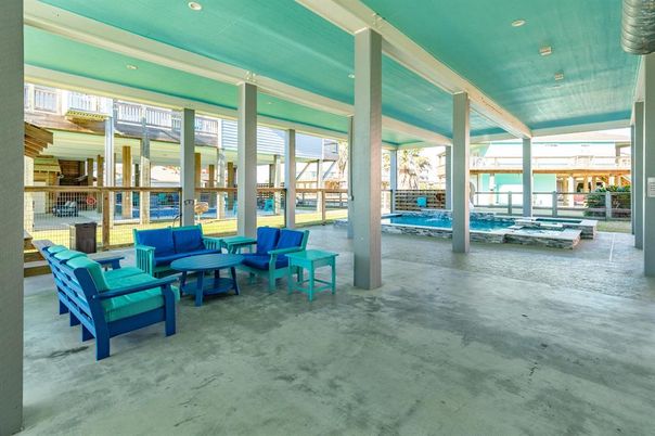 Interior, Pool, Recessed Lighting