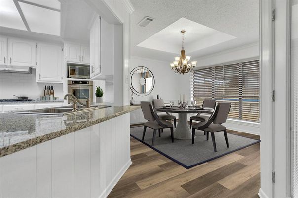 Chandelier, Dining room, Interior, Kitchen, Wood Texture Flooring