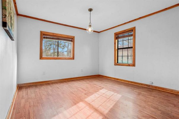 Empty room, Interior, Pendant Lights, Wood Texture Flooring