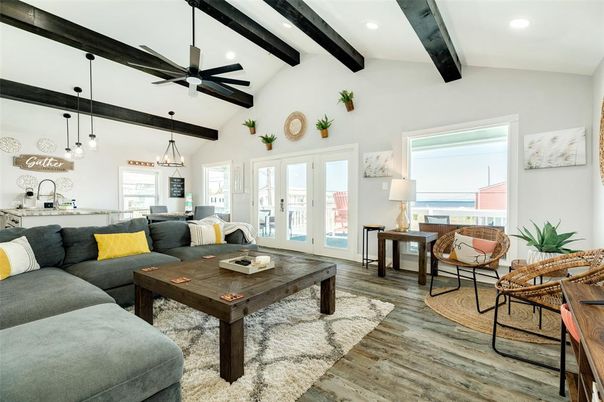 Interior, Living room, Pendant Lights, Recessed Lighting, Wooden Beams, Wood Texture Flooring