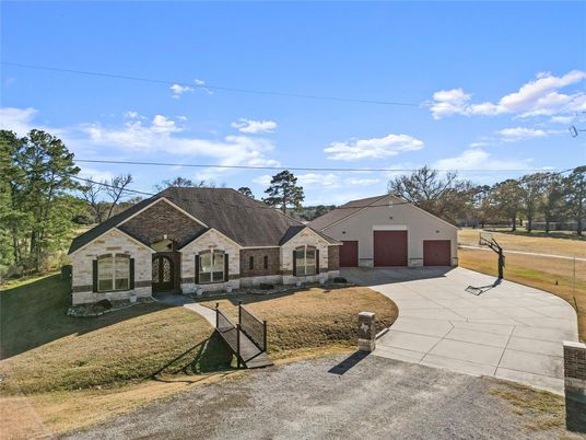 Backyard, Detached Garage, Exterior, Facade, Brick Traditional