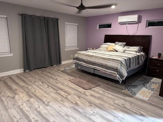 Bedroom, Interior, Recessed Lighting, Wood Texture Flooring
