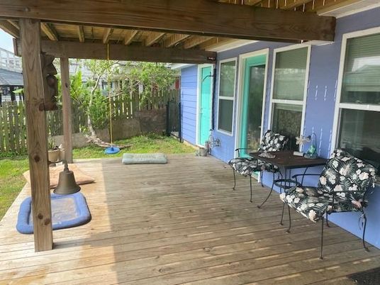 Exterior, Wood Texture Flooring