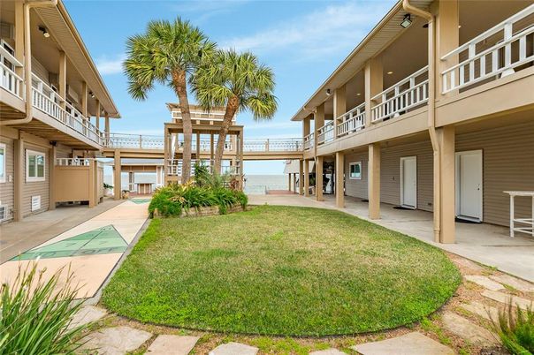 Backyard, Exterior, Water
