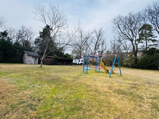 Backyard, Exterior, Playground