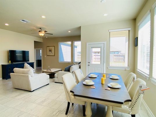 Dining room, Interior, Living room, Marble, Recessed Lighting