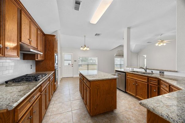Chandelier, Interior, Kitchen