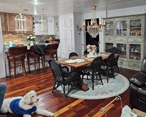 Chandelier, Dining room, Interior, Kitchen, Recessed Lighting, Wood Texture Flooring