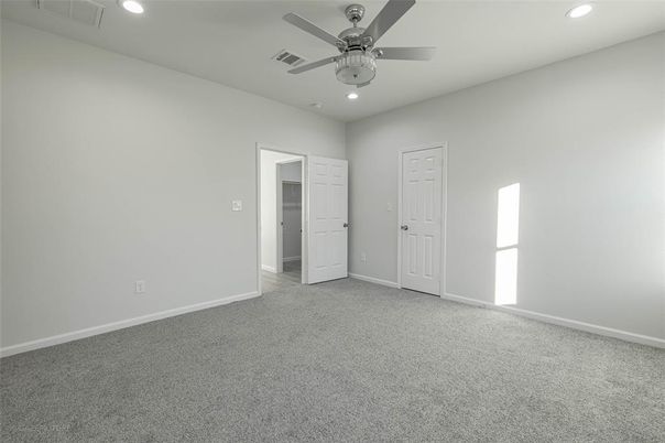 Empty room, Interior, Recessed Lighting