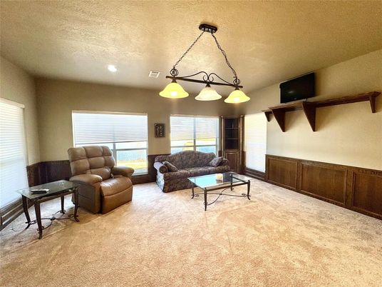 Interior, Living room, Pendant Lights, Recessed Lighting