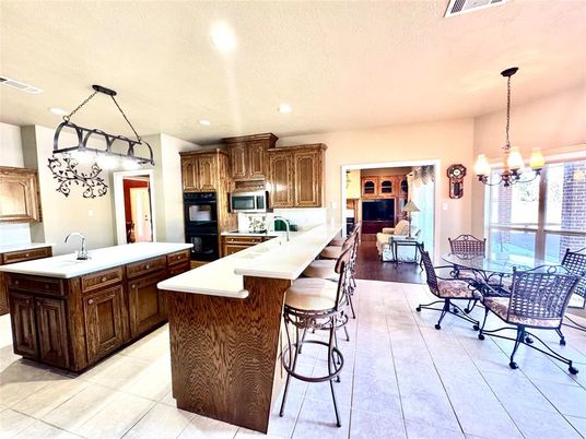Dining room, Interior, Kitchen, Pendant Lights, Recessed Lighting