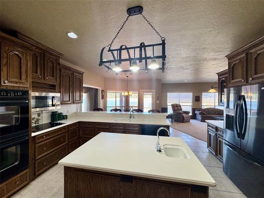 Chandelier, Interior, Kitchen, Living room, Pendant Lights, Recessed Lighting