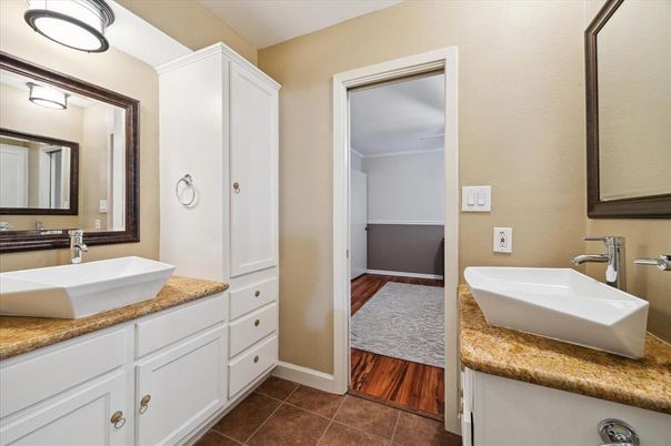 Bathroom, Dual Sink Vanities, Interior, Wood Texture Flooring