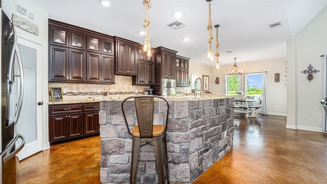 Chandelier, Dining room, Interior, Kitchen, Pendant Lights, Recessed Lighting, Wood Texture Flooring