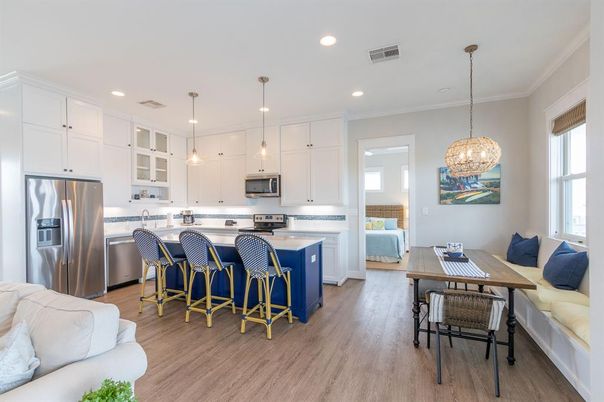 Dining room, Interior, Kitchen, Pendant Lights, Recessed Lighting, Stainless Steel Appliances, Wood Texture Flooring
