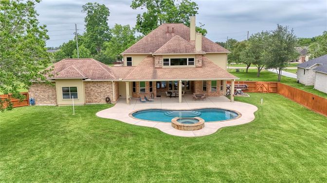 Backyard, Exterior, Pool