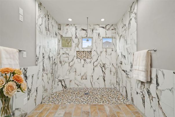 Bathroom, Interior, Marble Walls, Recessed Lighting