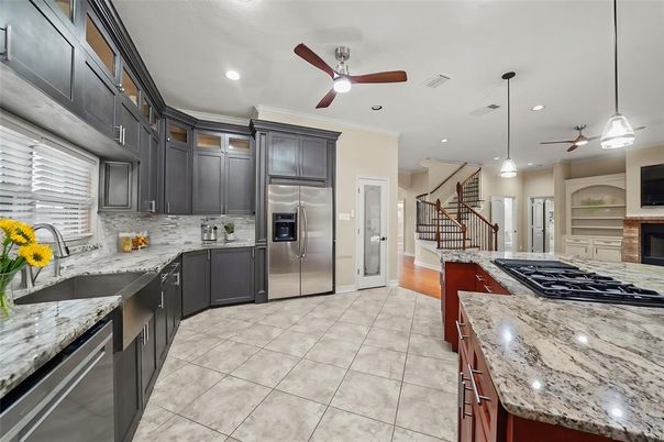 Interior, Kitchen, Pendant Lights, Recessed Lighting, Stainless Steel Appliances