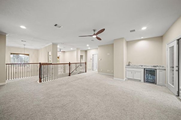 Empty room, Interior, Recessed Lighting