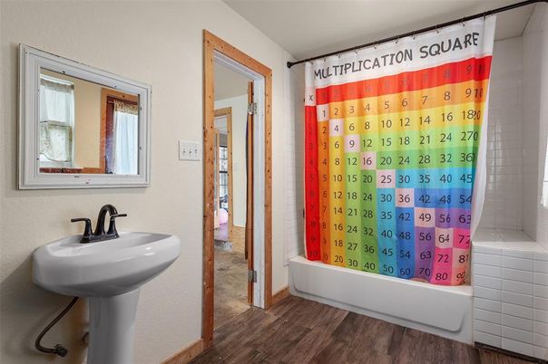 Bathroom, Interior, Wood Texture Flooring