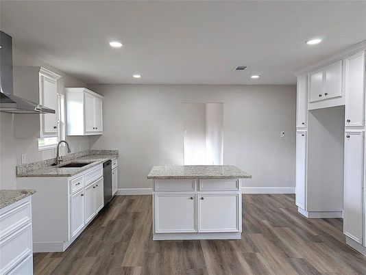 Interior, Kitchen, Recessed Lighting, Wood Texture Flooring