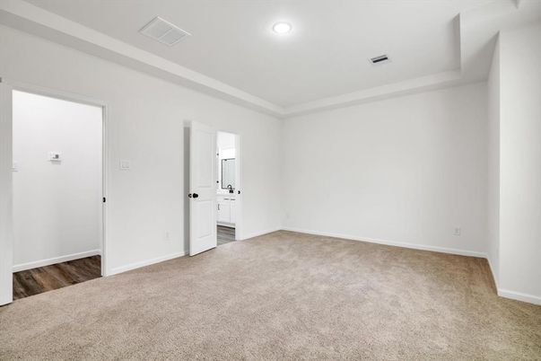 Empty room, Interior, Recessed Lighting