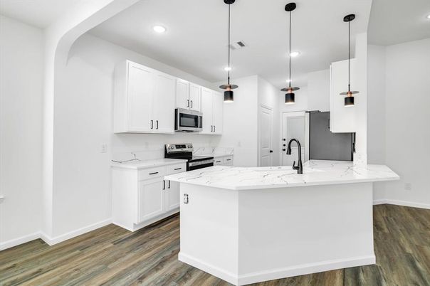 Interior, Kitchen, Pendant Lights, Recessed Lighting, Wood Texture Flooring