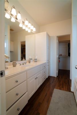 Bathroom, Dual Sink Vanities, Interior, Wood Texture Flooring