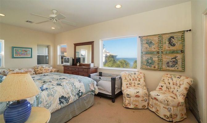 Bedroom, Interior, Recessed Lighting, Water
