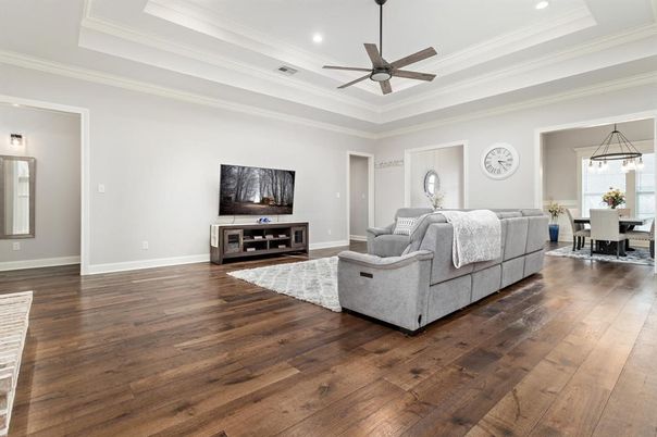 Dining room, Interior, Living room, Pendant Lights, Recessed Lighting, Wood Texture Flooring