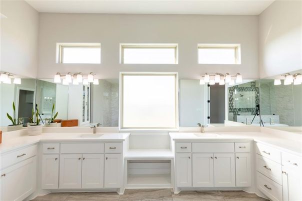 Bathroom, Dual Sink Vanities, Interior