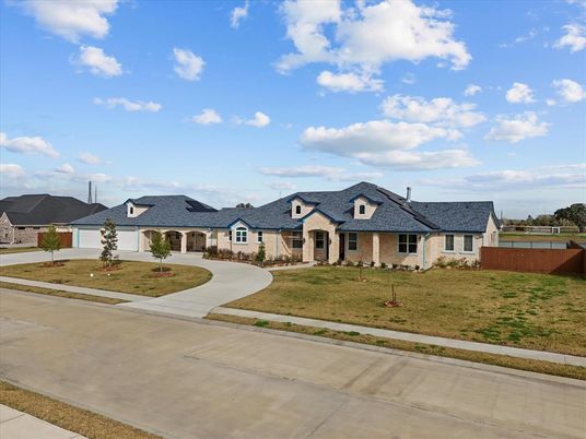 Backyard, Exterior, Facade, French Provincial