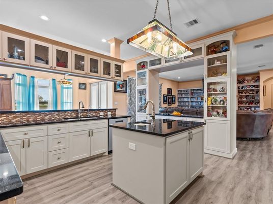 Interior, Kitchen, Pendant Lights, Recessed Lighting, Wood Texture Flooring