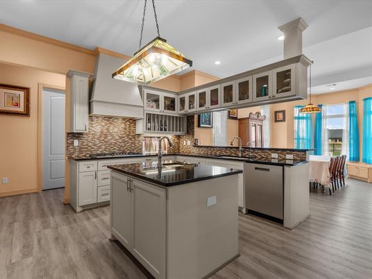 Interior, Kitchen, Pendant Lights, Recessed Lighting, Wood Texture Flooring