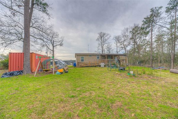Backyard, Exterior, Playground
