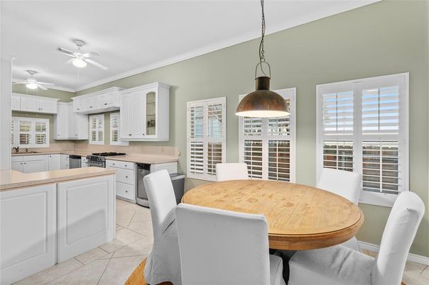 Dining room, Interior, Kitchen, Pendant Lights