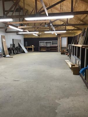 Garage, Interior, Wooden Beams
