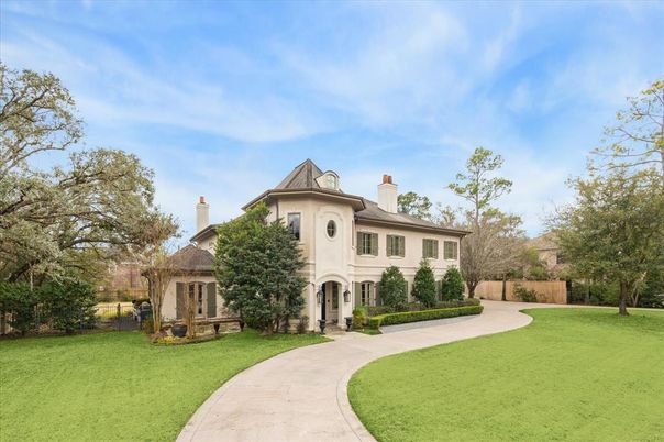 Backyard, Exterior, Facade, French Provincial