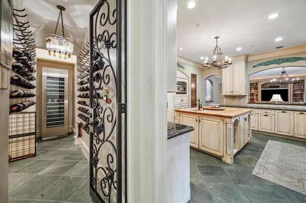 Chandelier, Interior, Kitchen, Pendant Lights, Recessed Lighting, Wine Storage