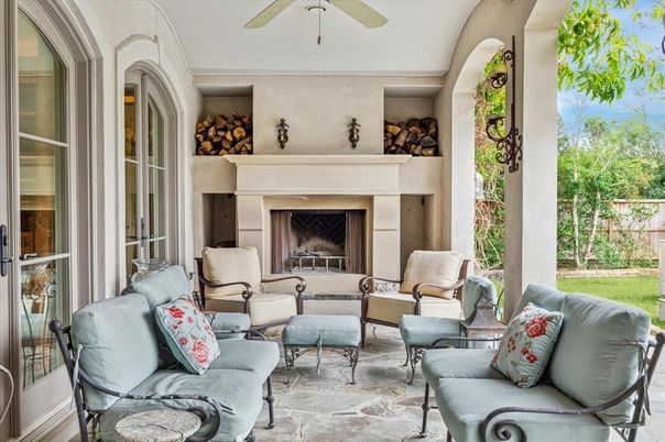 Fireplace, Interior, Living room