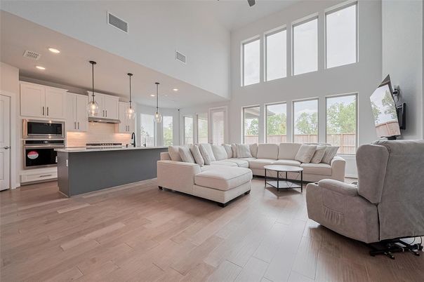Interior, Kitchen, Living room, Pendant Lights, Recessed Lighting, Stainless Steel Appliances, Wood Texture Flooring