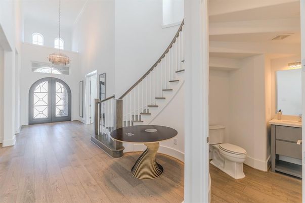 Interior, Pendant Lights, Wood Texture Flooring