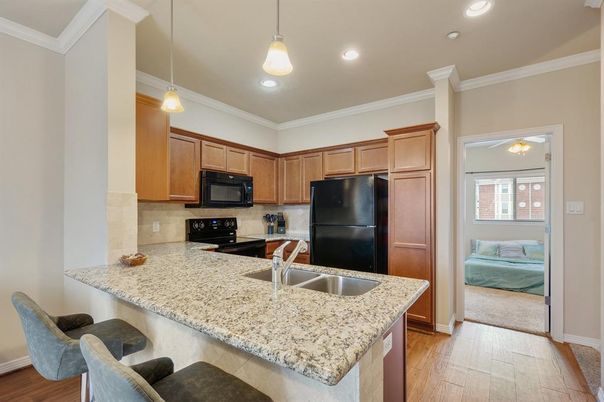 Interior, Kitchen, Pendant Lights, Recessed Lighting, Wood Texture Flooring